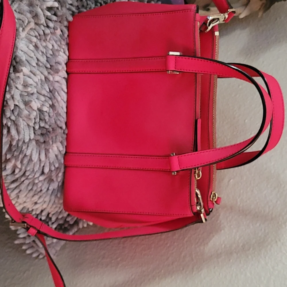 Cute pink Kate spade purse - Picture 3 of 3